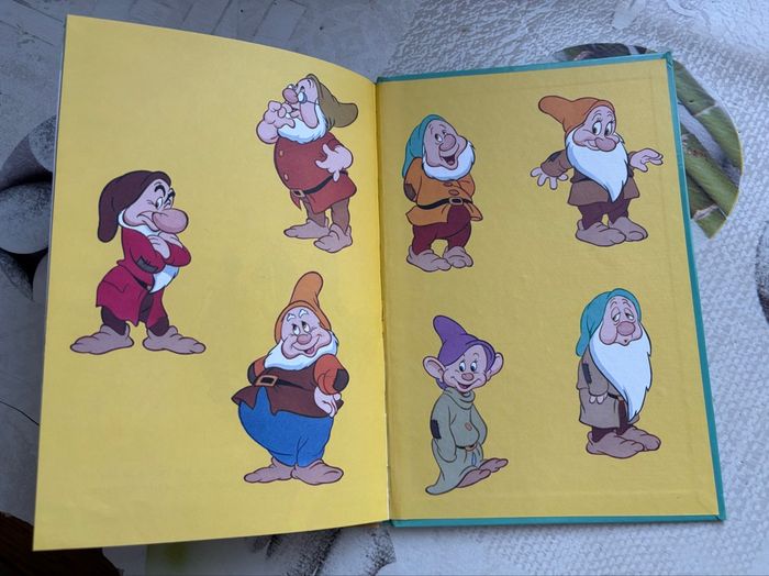 Livre Disney - photo numéro 4
