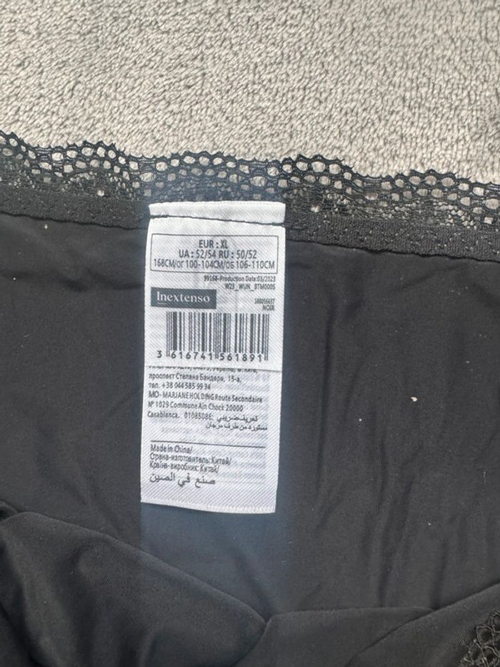 Culotte noire avec dentelle - photo numéro 4