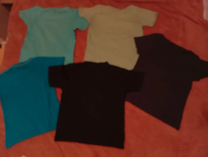 Lot Tshirt 10ans - photo numéro 6
