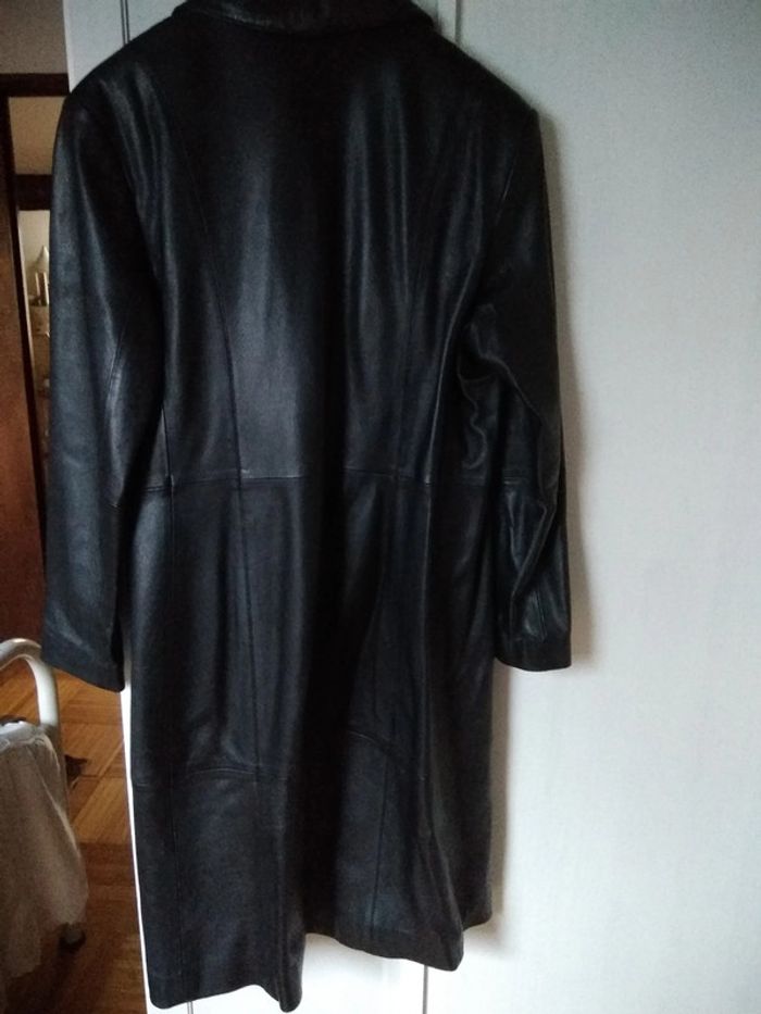 Manteau long en cuir - photo numéro 2