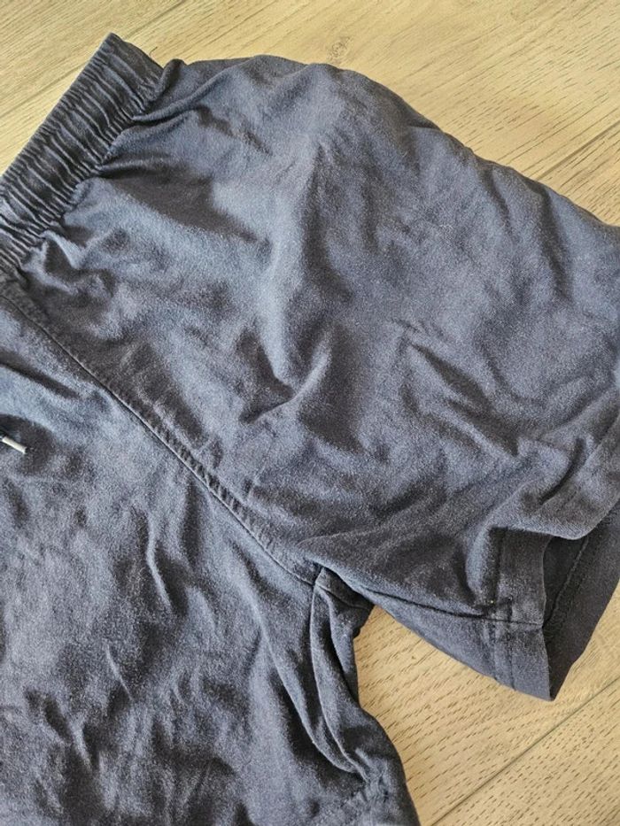 Short bleu marine sport Wear 7/8 ans - photo numéro 4