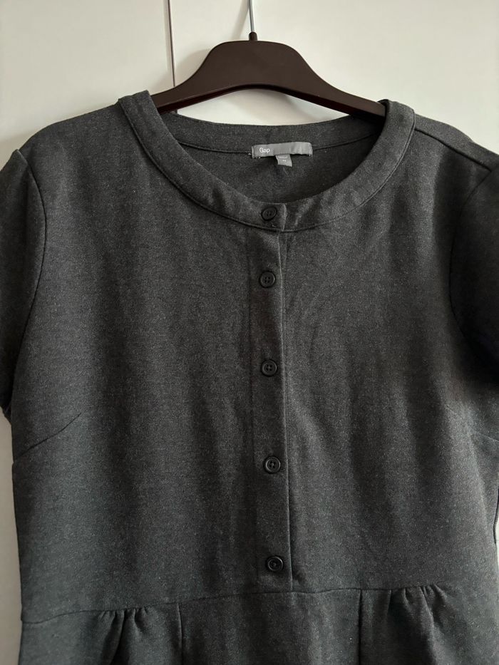Robe gris taupe neuve - photo numéro 2