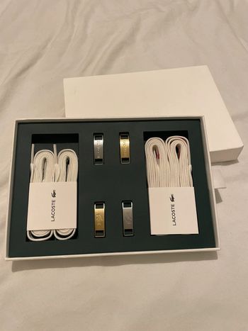 Coffret lacets Lacoste