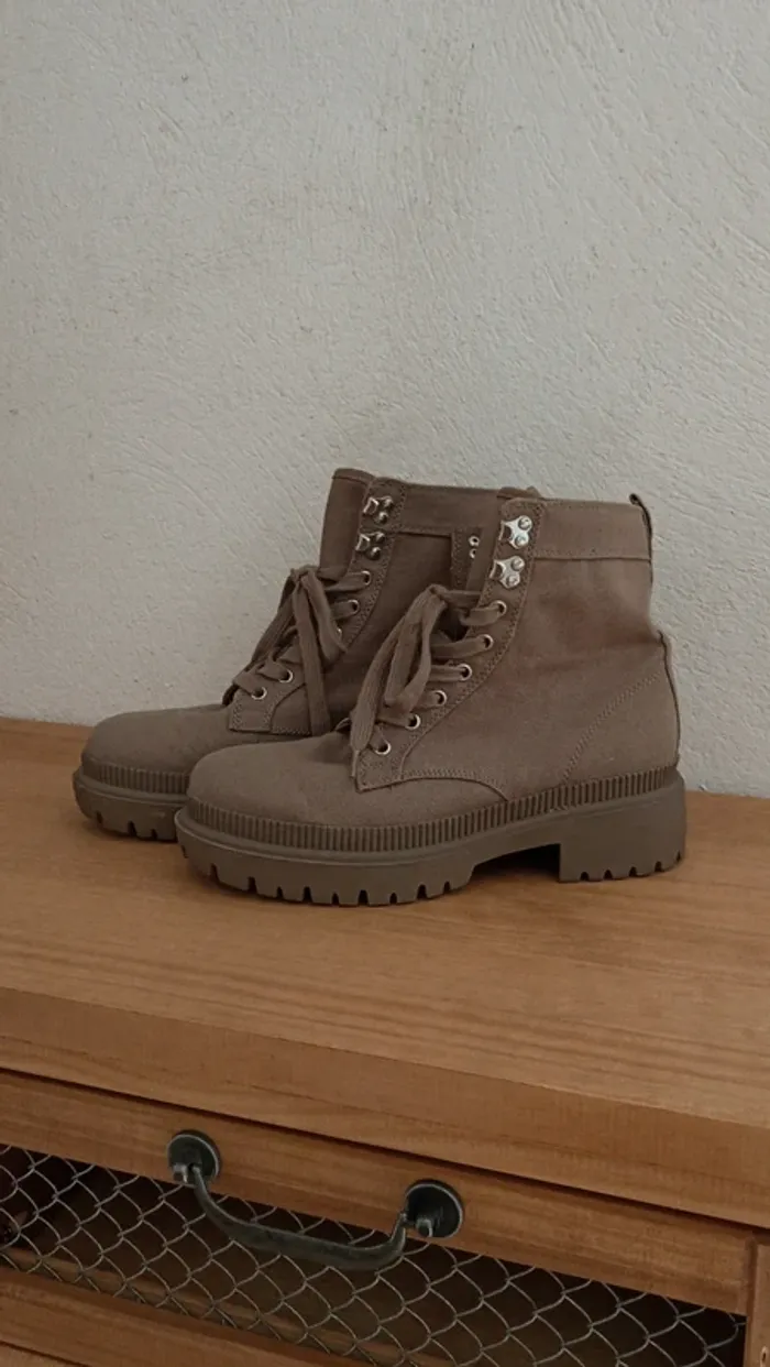 Chaussures style bottines