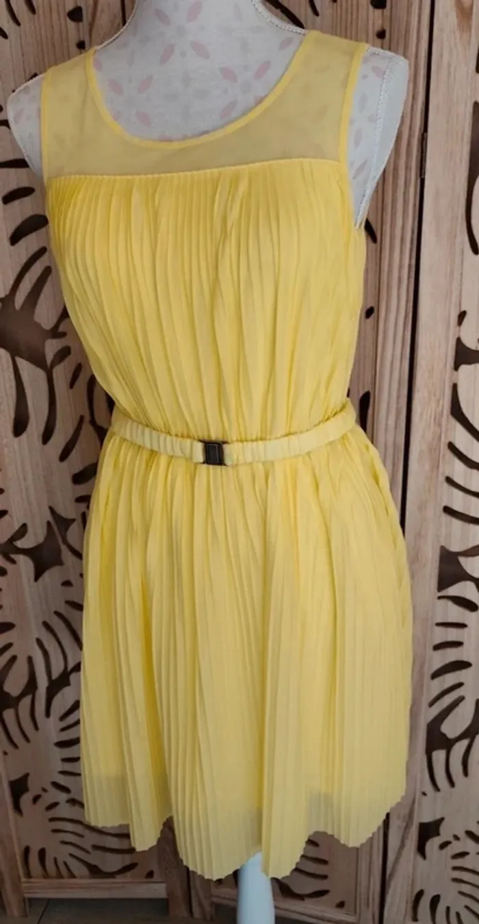 Robe plissée, ceinture Taille S - photo numéro 2