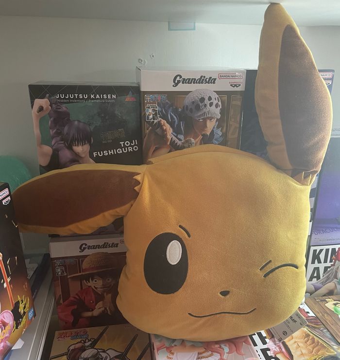 Coussin / Peluche Pokémon Évoli Officielle – Pokémon Center Japon (Banpresto)