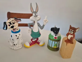 Bouteille gel douche dalmatiens diney, bugs bunny, titi et grosminet, tom et jerry