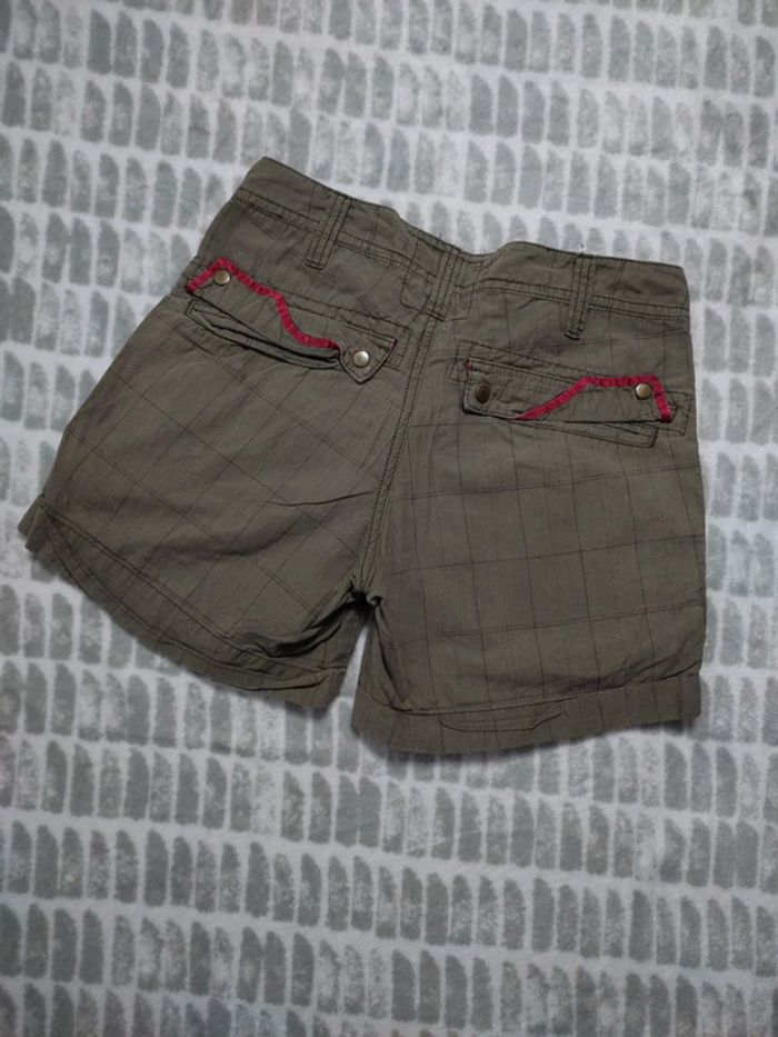 Short court a carreaux vert kaki Teddy Smith taille 36 - photo numéro 2