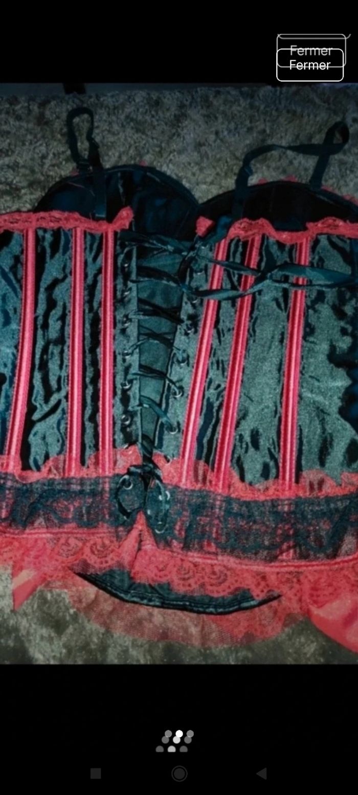 Très beau Corset femme L4 - photo numéro 2