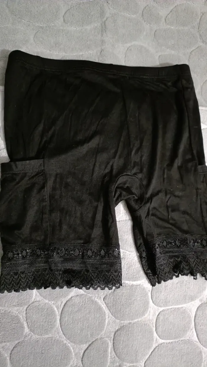 Leggings short noir taille S - photo numéro 4
