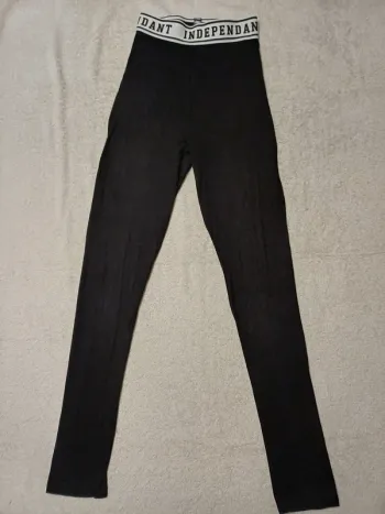 Legging noir XXS Kiabi 12 ans (réf perso G-P40)(familleac72)