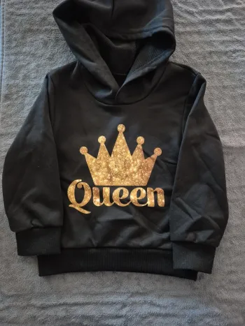 Pull à capuche "Queen"