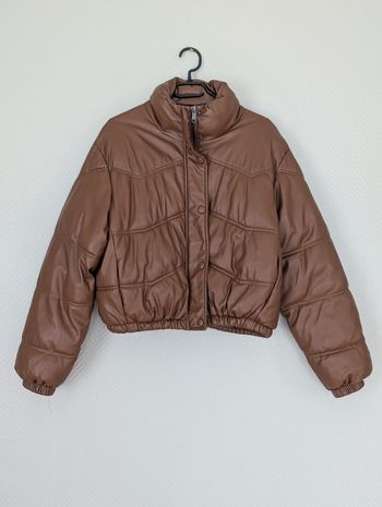 Doudoune courte marron effet cuir – Zara – Taille S