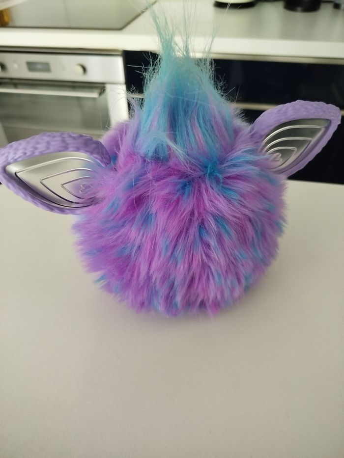 Grand Furby hasbro - photo numéro 2