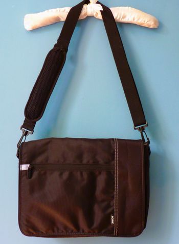 Sac sacoche informatique noire pochette PC bandouliere TBE