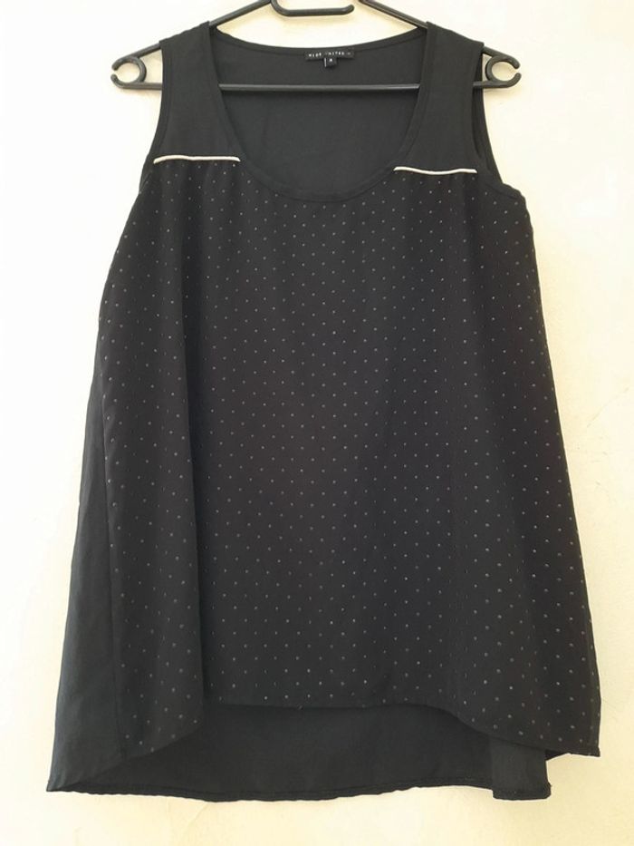 Débardeur noir avec sequins