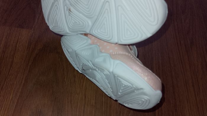 Basket Minnie Mouse Disney neuve P.25 - photo numéro 6