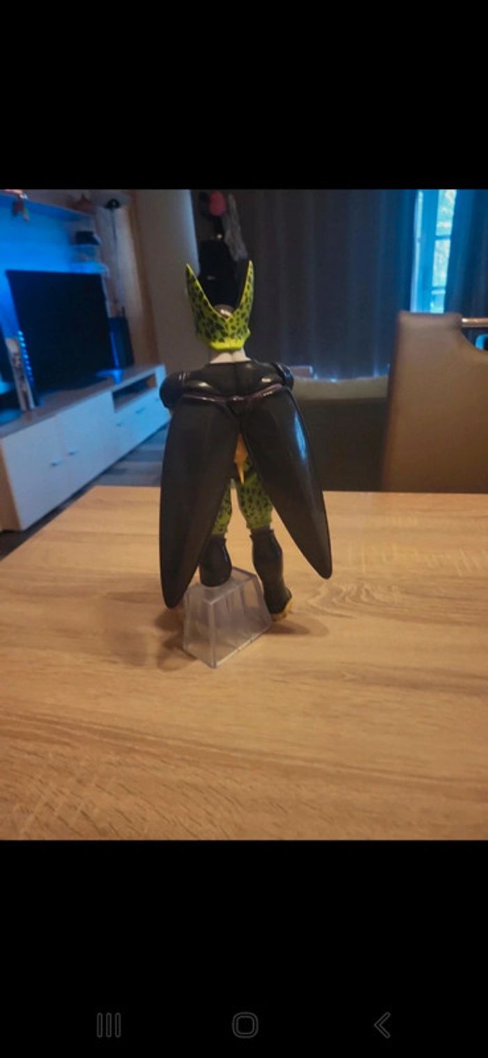 Ichiban cell dragon ball - photo numéro 3