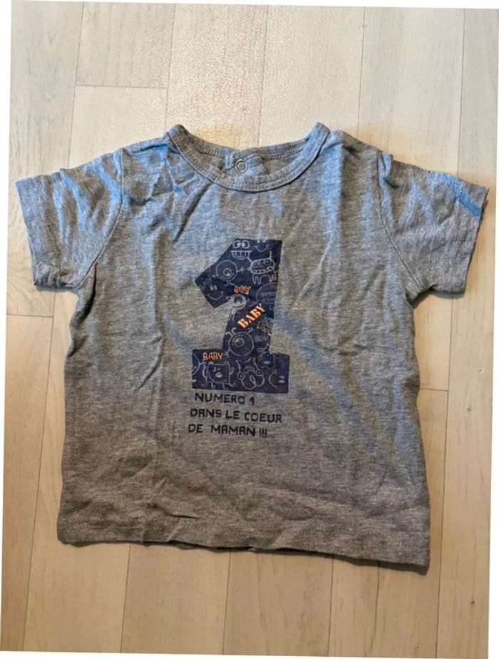 T-shirt gris chiffre 1 devant 12 mois manches courtes