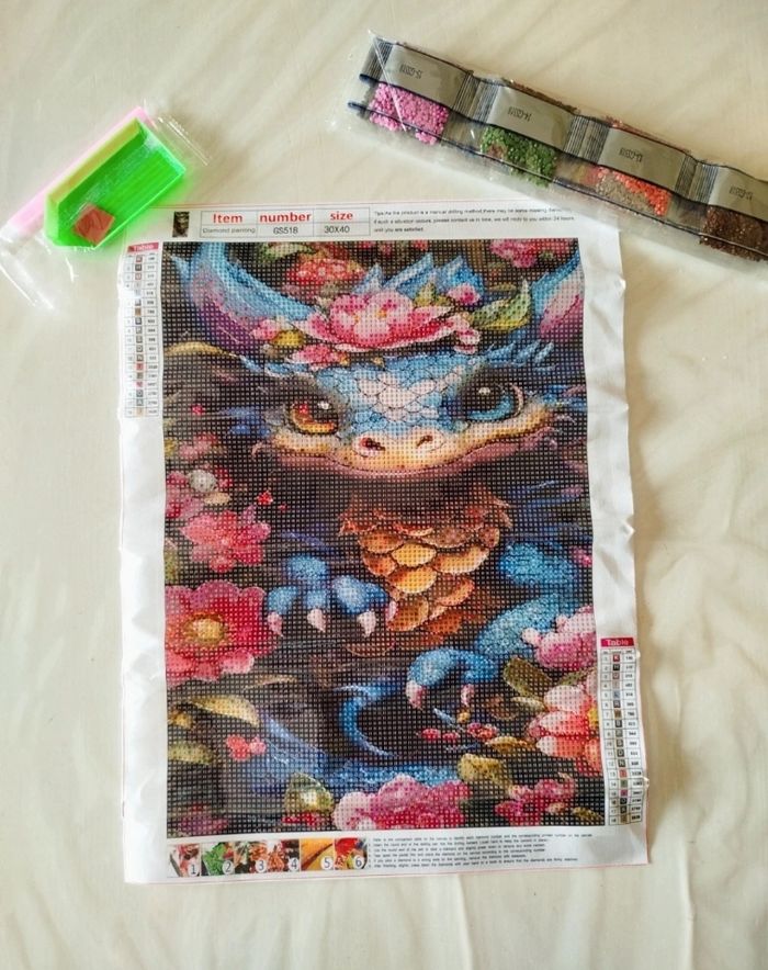 Diamond painting dragon yeux bleu et marron #S147 - photo numéro 2