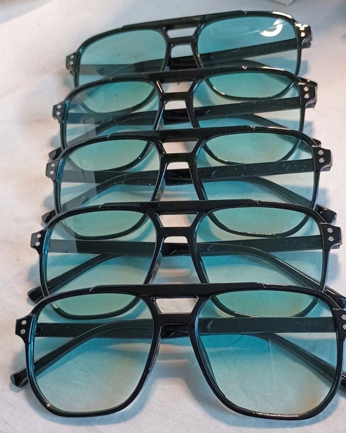 Lot de lunettes de soleil été familiale - photo numéro 8