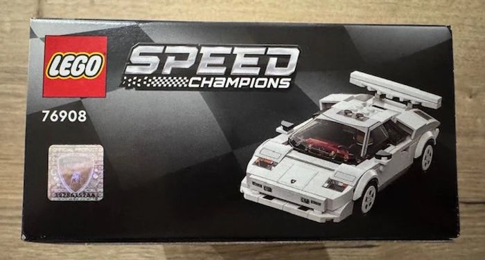 LEGO 76908 : Lamborghini Countach - photo numéro 4