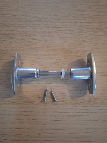 Poignées de porte métal