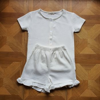 Ensemble T-shirt et short 5-6 ans