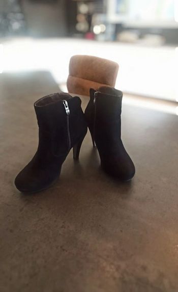 Bottines Tamaris croûte de cuir noires