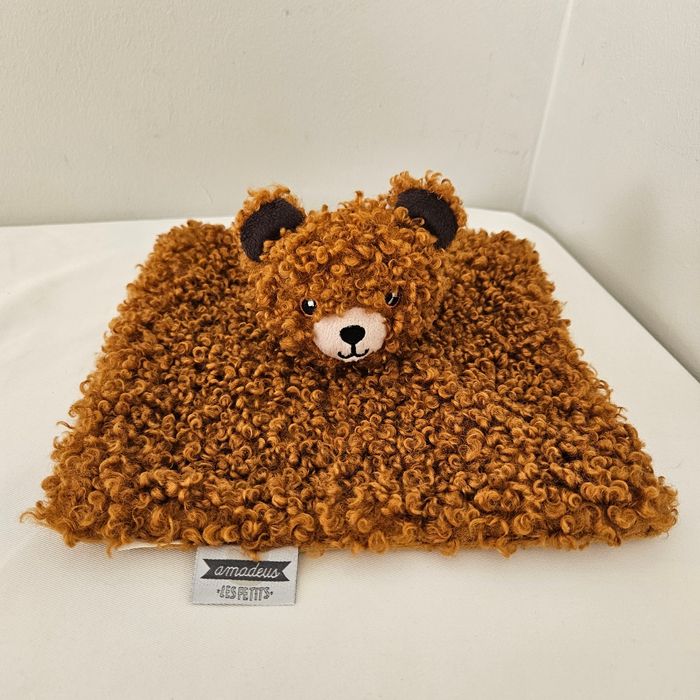 Doudou ours amadeus les petits