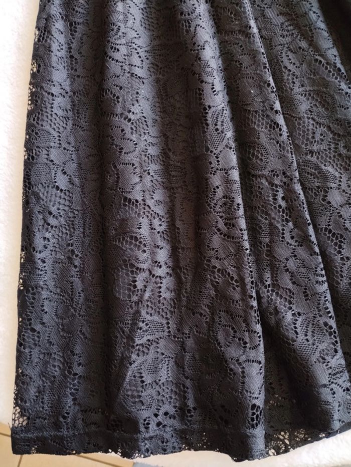Robe dentelle Kiabi T 40 - photo numéro 3