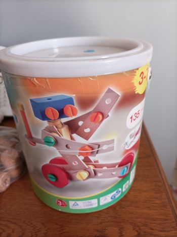 Bloc en bois pour construction platine