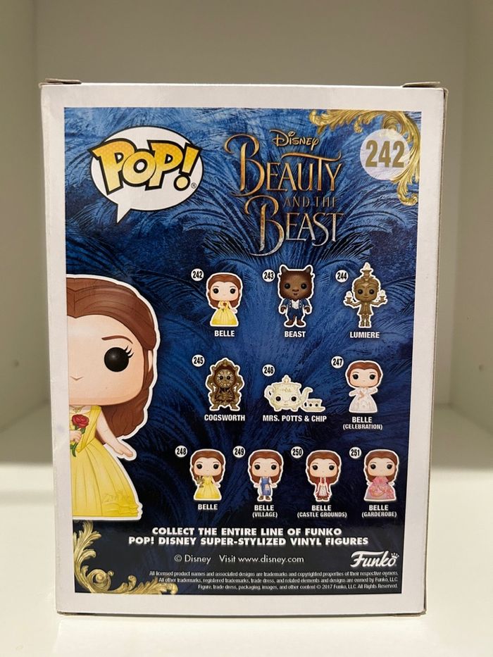 Funko Pop Disney – Belle (#242) - photo numéro 2