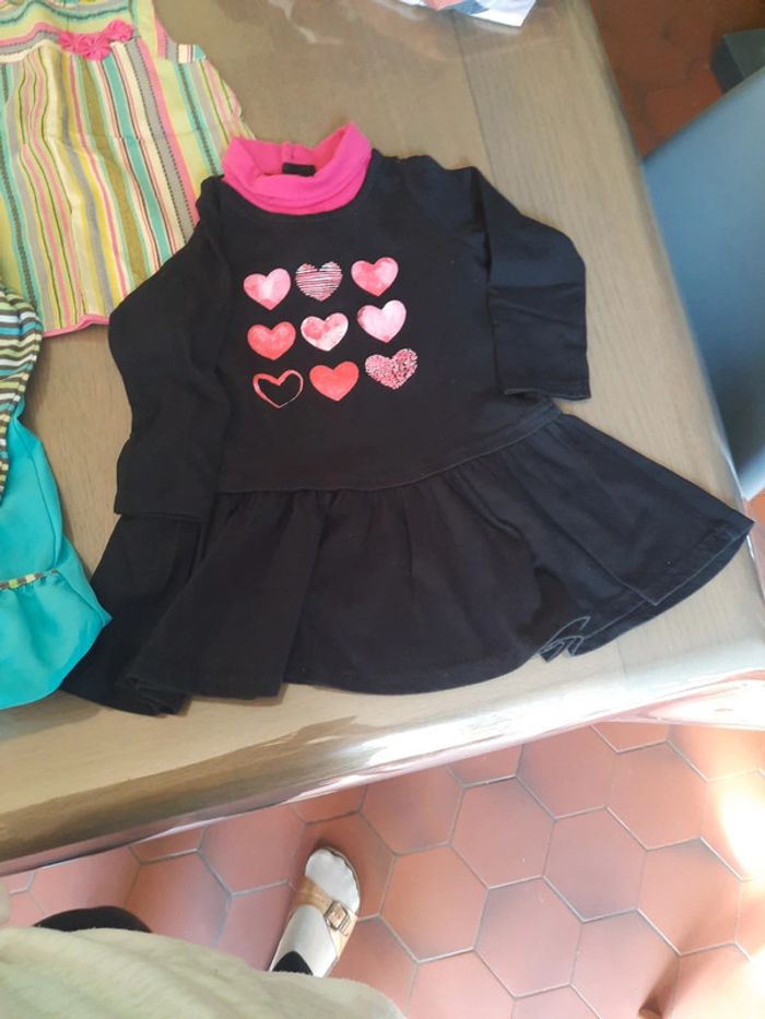 Lot robes - photo numéro 3