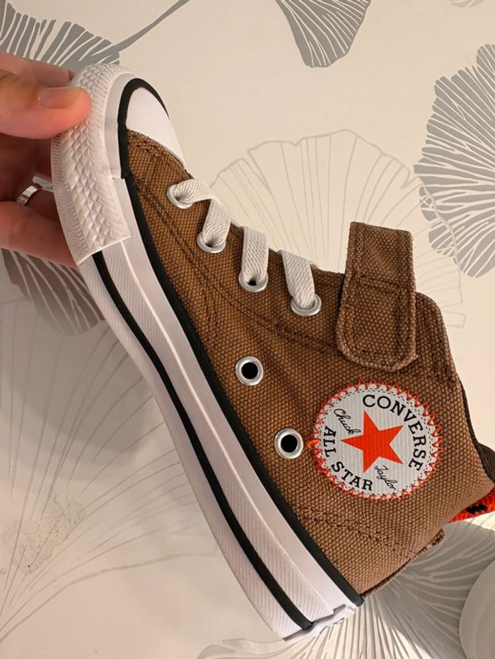 Converse - photo numéro 4