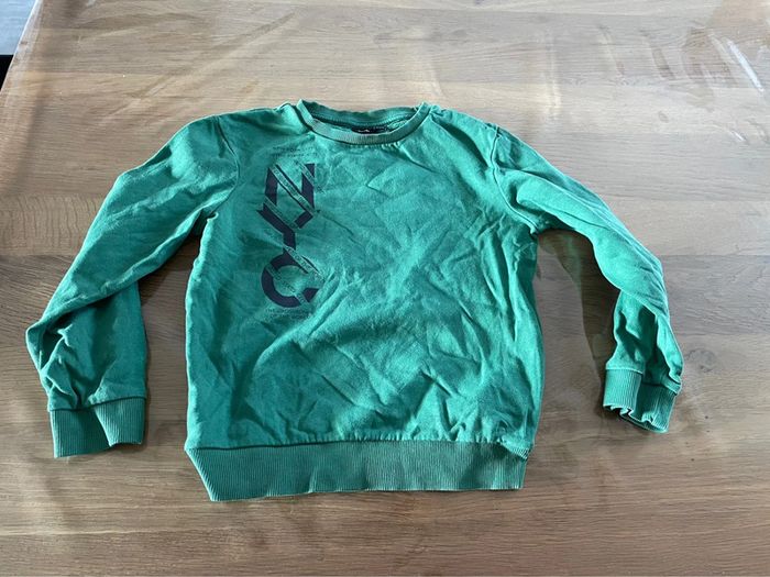 Pull vert garçon 8 ans - photo numéro 2