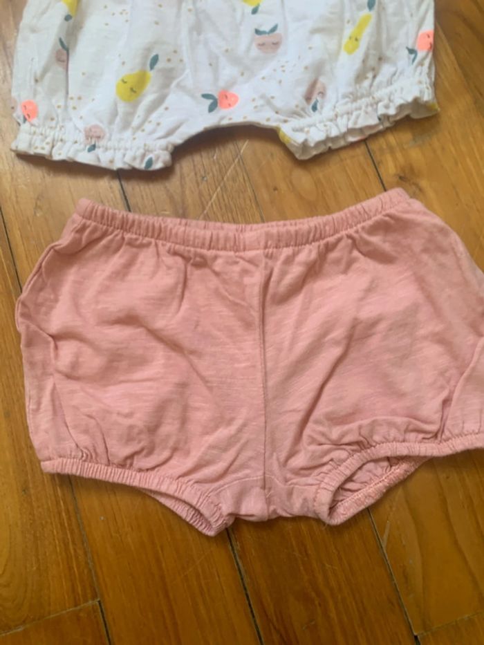 Short 9 mois - photo numéro 2