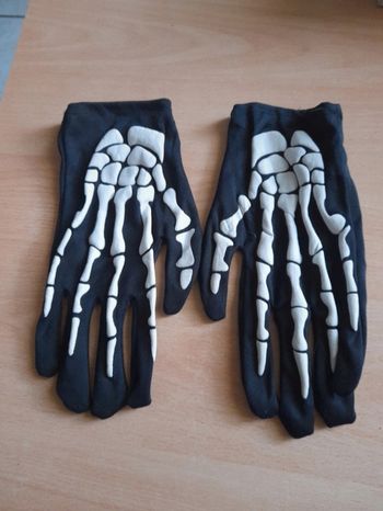 Gants squelette