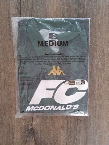 Polo vert officiel FC McDonald’s x Kappa taille M – édition spéciale