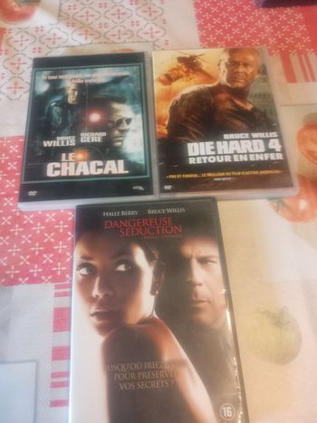 3 DVD avec Bruce Willis 