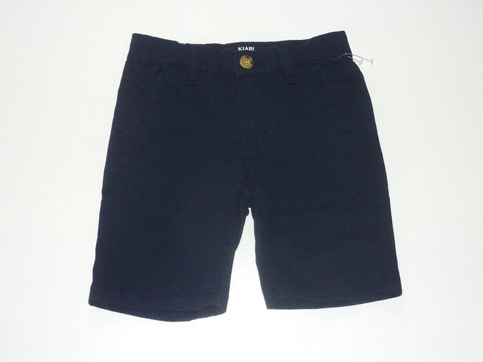 Short Kiabi 7 ans neuf