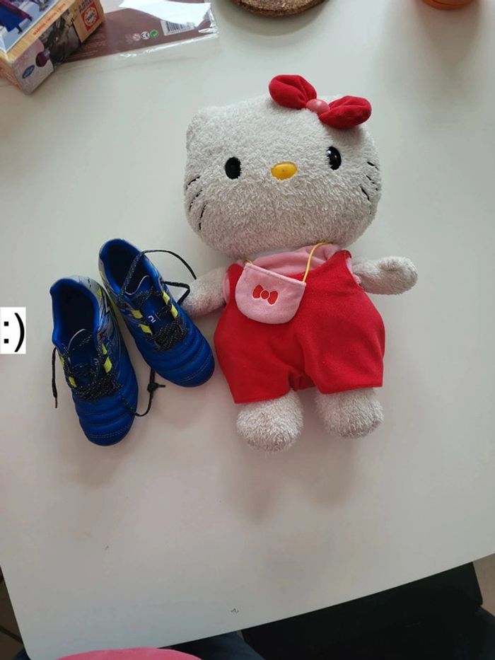Peluche Hello Kitty - photo numéro 2