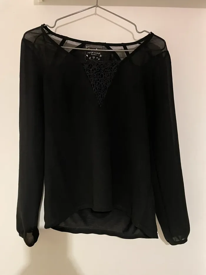 Jolie blouse noir taille 34 - XS  Naf Naf  en très bon état - photo numéro 4