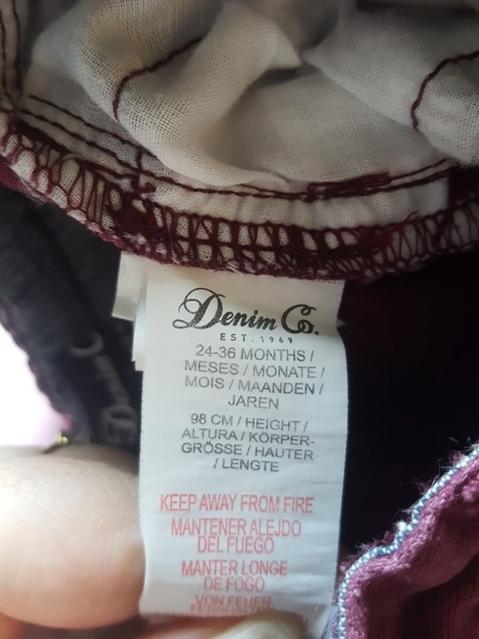 Pantalon en jeans taille 24 - 36 mois / 98 cm - photo numéro 2