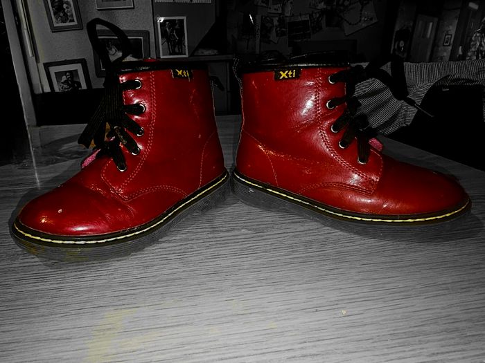 Bottines filles rouges vernies style.doc martens