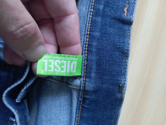 Jean  Diesel taille 40 - photo numéro 10