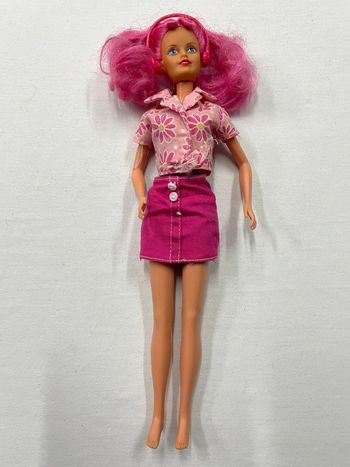 Poupée de type Barbie - sindy