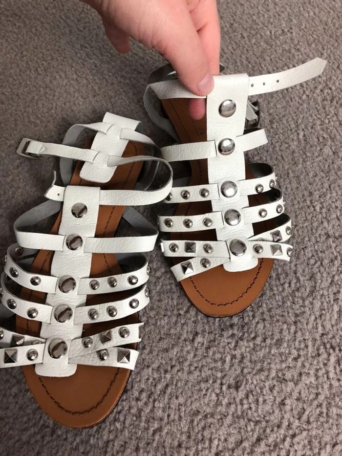 Sandales neuves taille 36 - photo numéro 3