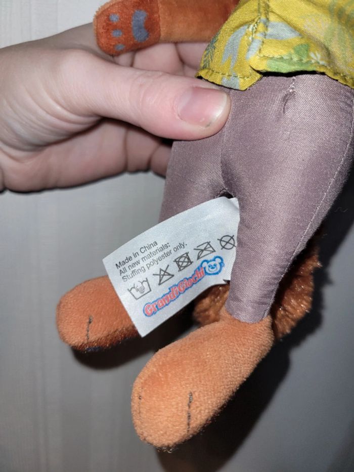 Peluche renard zootopie nick - photo numéro 2