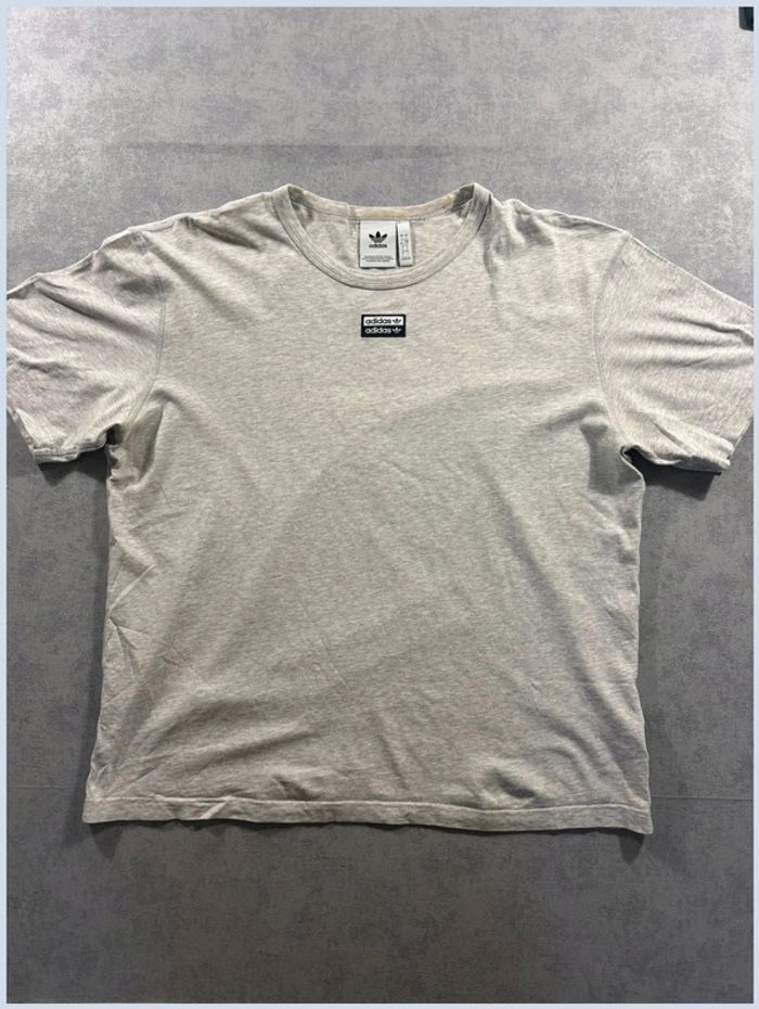 T-shirt Adidas Gris Taille L